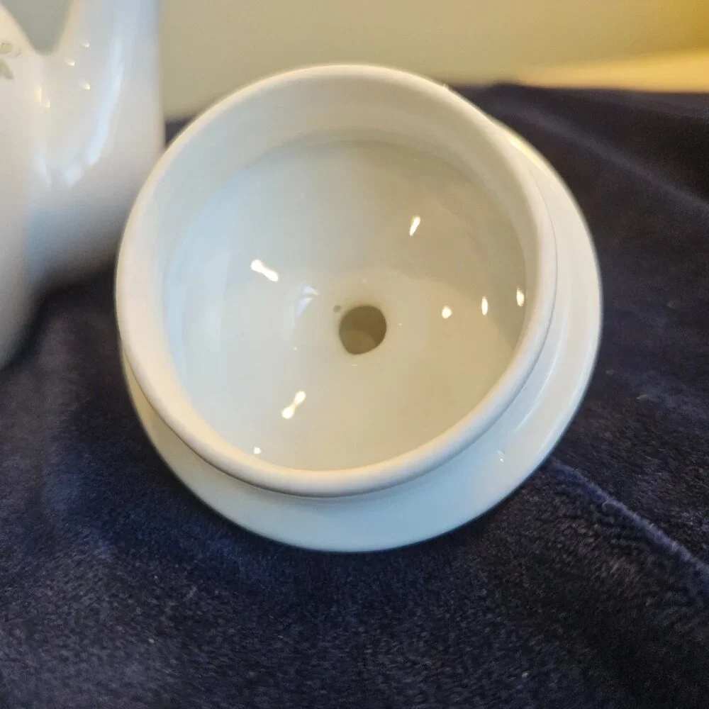TEAPOT, VINTAGE BIA CORDON BLEU INTERNATIONAL